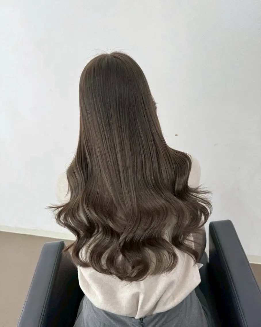 ロング ヘアカラー トリートメント 【ioe 元町】 🎀希 歩🎀のヘアスタイル