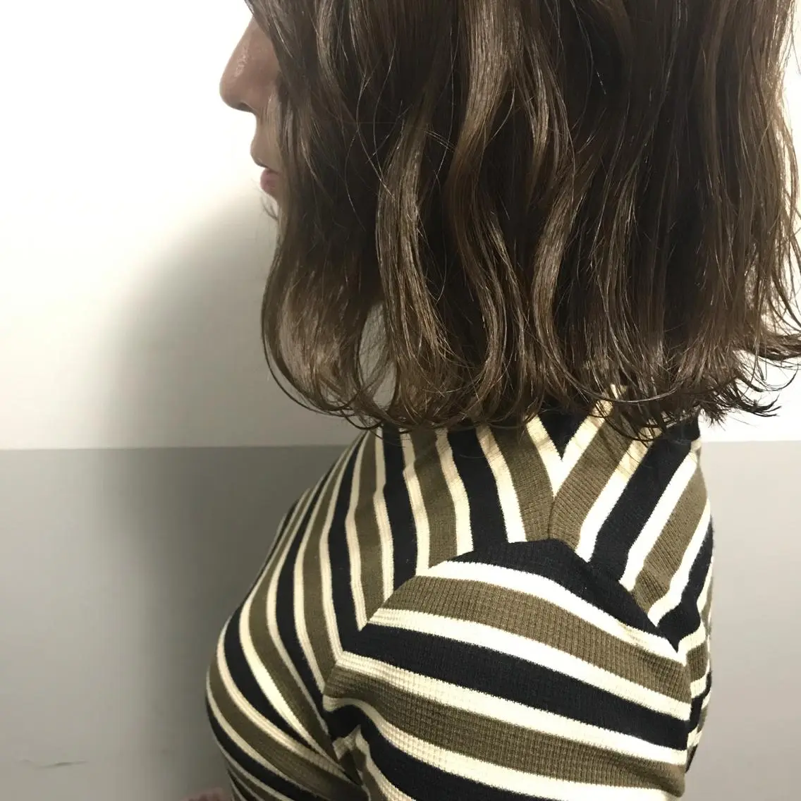 ミディアム カラー Yuki☺︎パーマ レイヤーカットのヘアスタイル