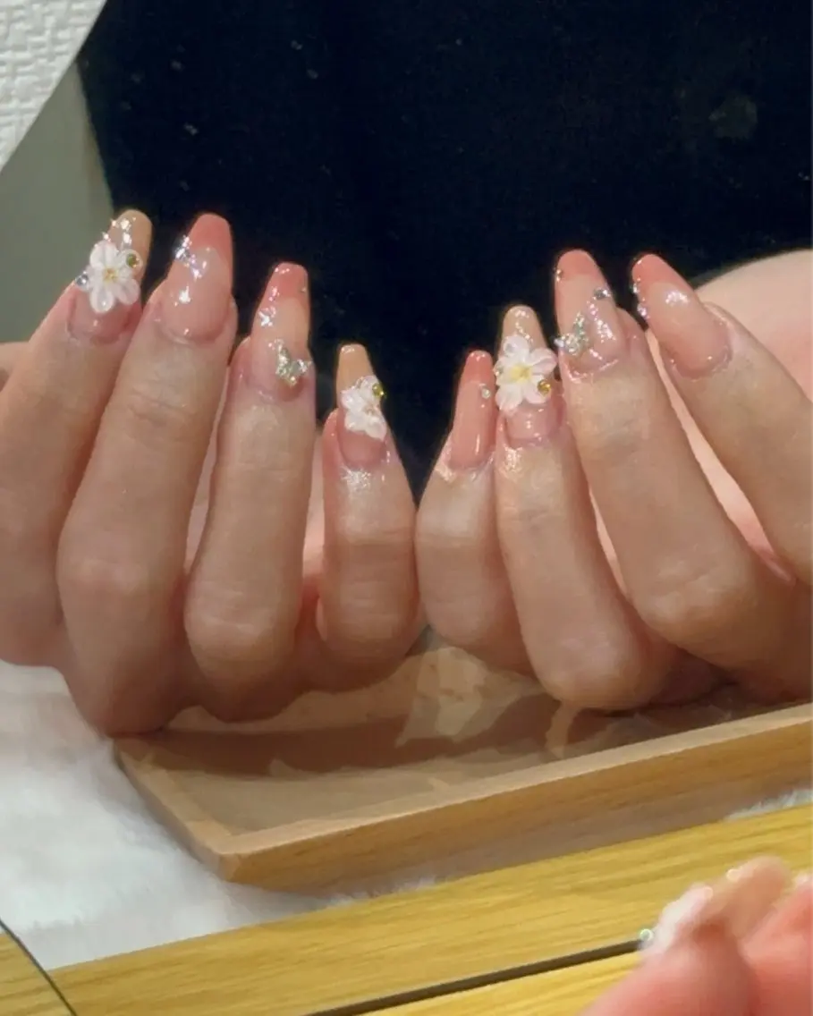 ネイル 持ち込み ぷっくりネイル ハンドネイル touma Rinaのネイルデザイン