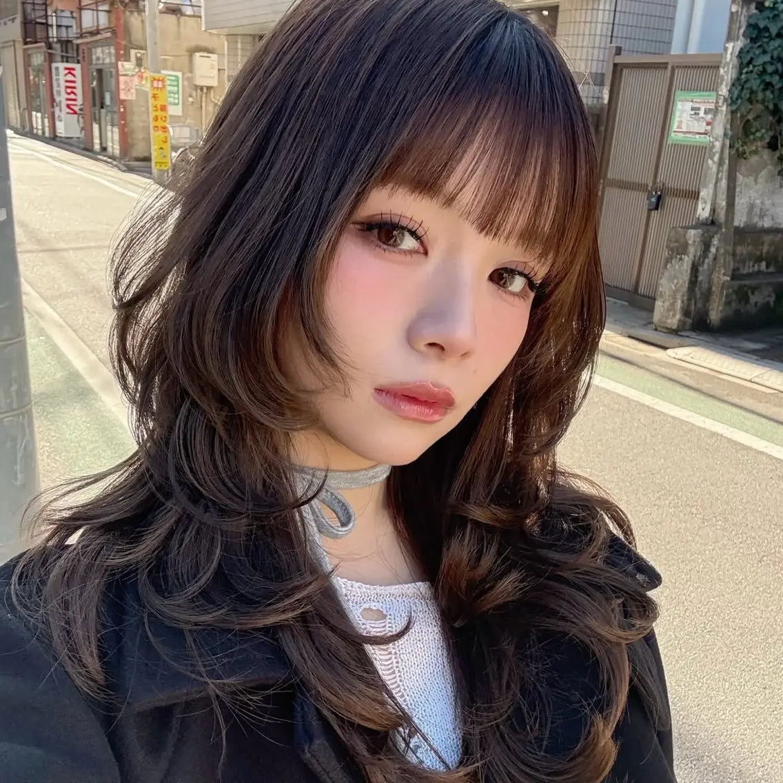 ロング 伸ばしかけ レイヤーカット 小顔カット ヘアカラー 🤍aimi🤍 ウルフ/韓国ヘアのヘアスタイル