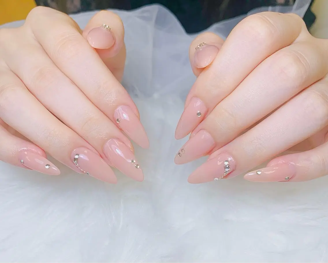 ネイル チークネイル 長さ出し フットネイル 韓国ネイル マグネットネイル ハンドネイル ハンドケア AN NAIL _HOAのネイルデザイン