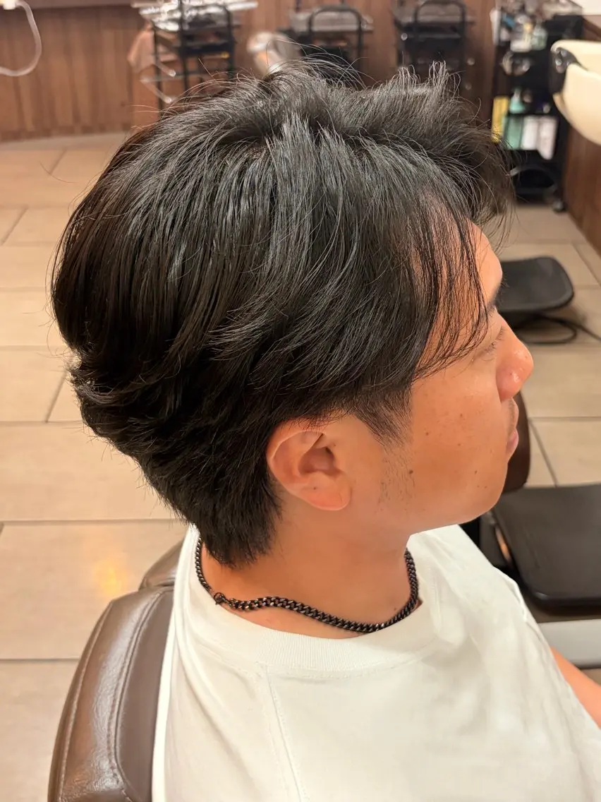 【ミニモ メンズ限定】 カット+ナチュラルパーマ+ダメージ補習トリートメント+眉カットの写真