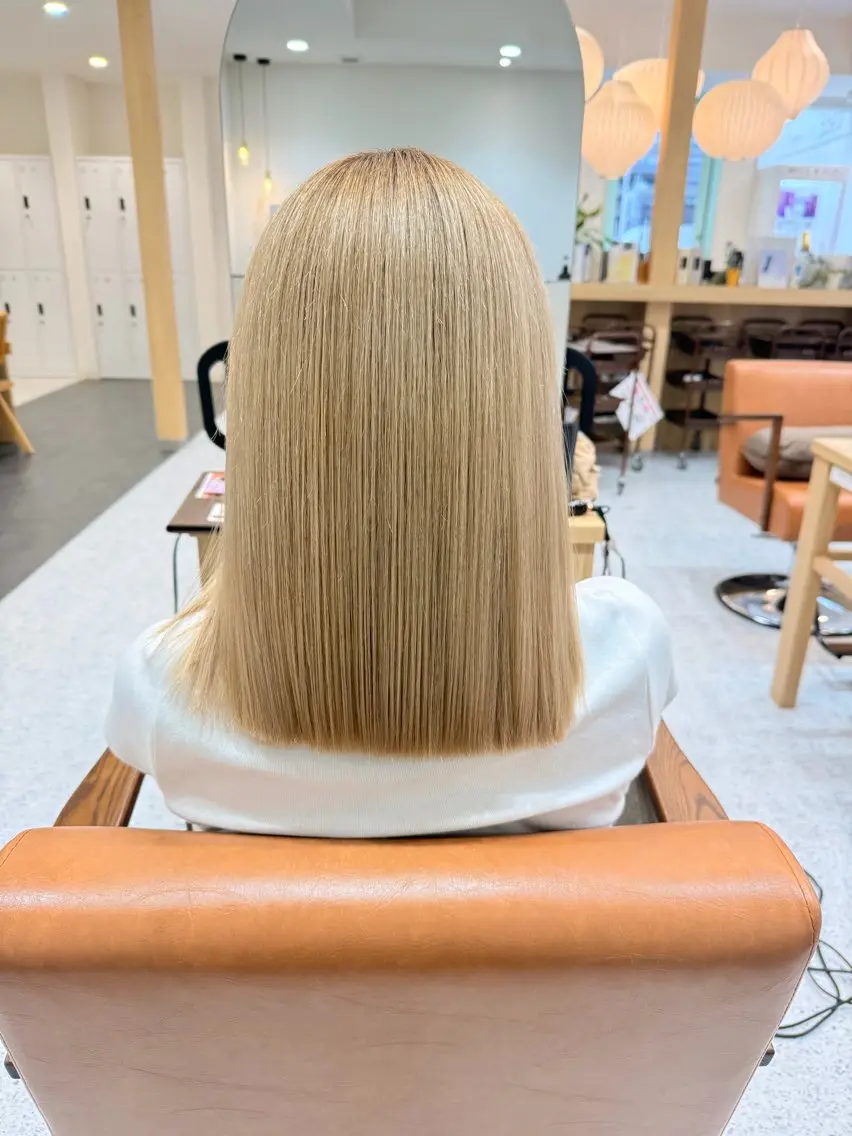ミディアム afloat rauのヘアスタイル