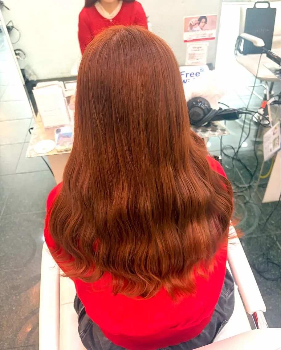 ロング カラー ブリーチ ブラウンカラー ブリーチなしカラー オレンジ オレンジブラウン ヘアカラー ガーリー×韓国🎀 ⟡.·天野結良⟡.·のマツエク・マツパデザイン