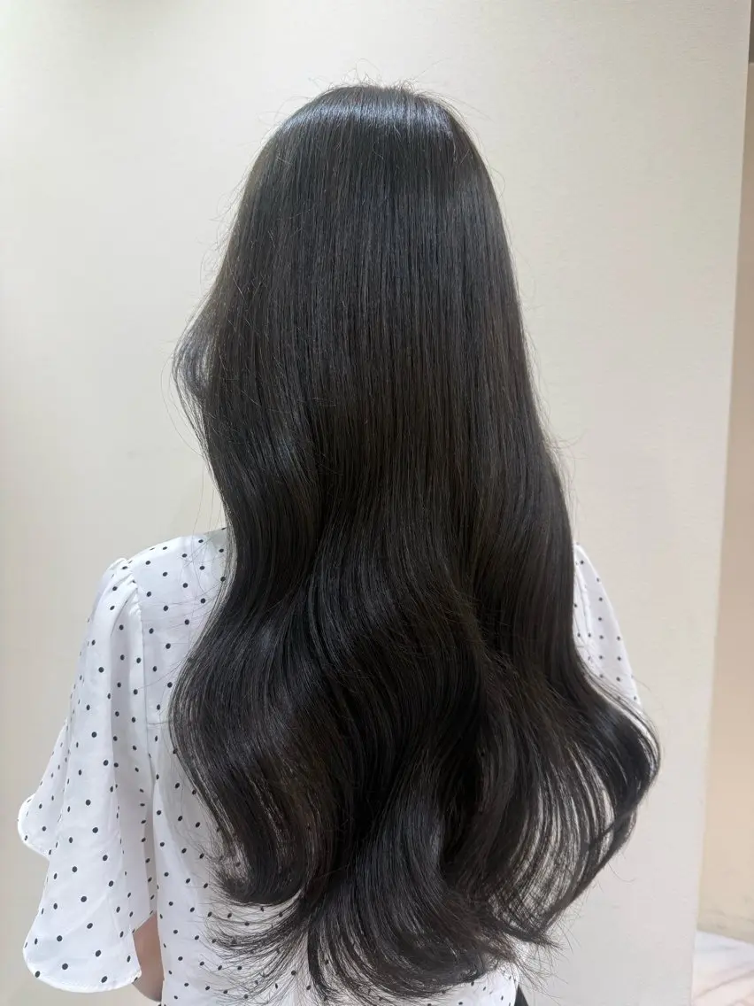 ロング ヘアカラー コハナ🩰🤍／韓国 透明感color🍒のヘアスタイル