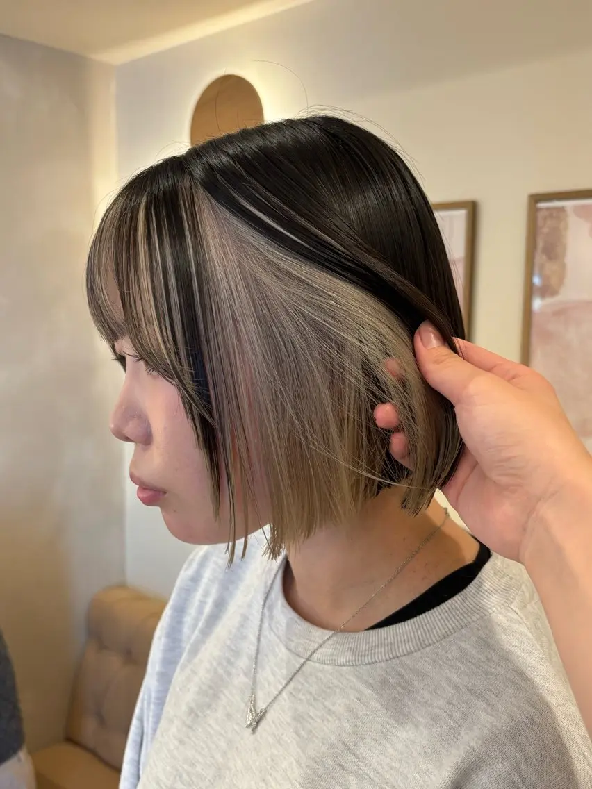 ミディアム カラー ミストバング  フェイスフレーミング カット ヘアカラー シンバヒナノ/パーマ レイヤー/髪質改善のヘアスタイル