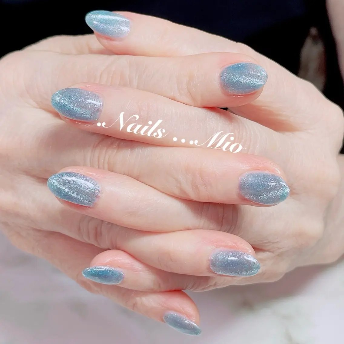 ネイル ジェルネイル マグネットネイル ワンカラーネイル 赤色 .Nails Mio 赤羽西ネイルサロンのネイルデザイン