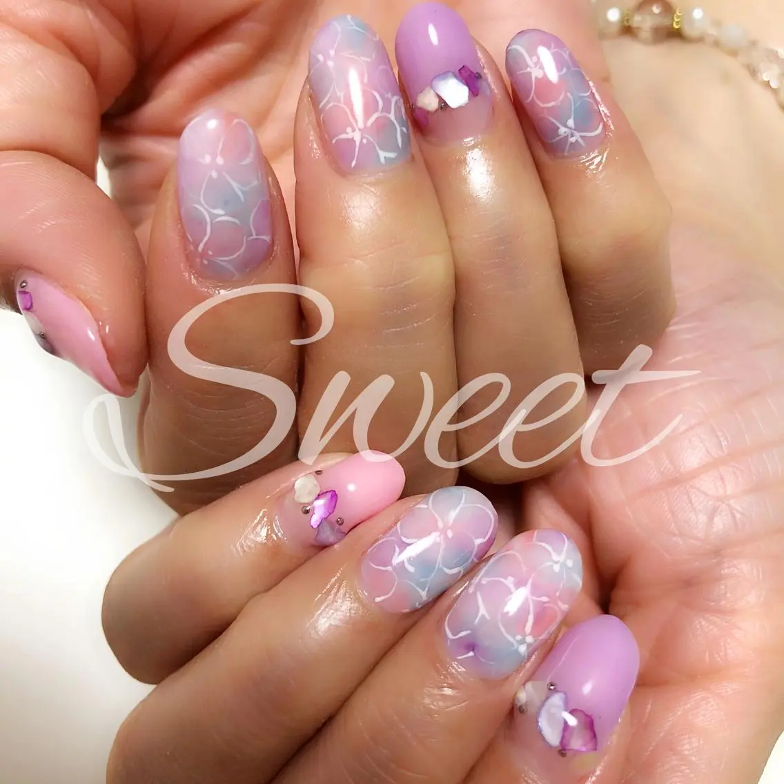 ネイル sweet 仲野陽子のネイルデザイン