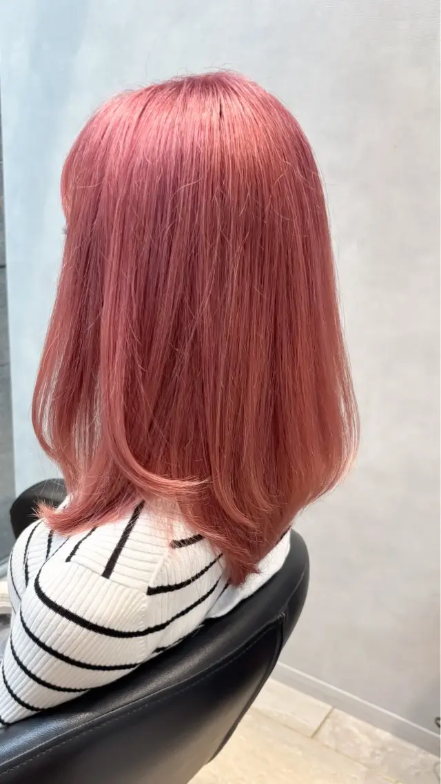 ミディアム カラー ハイトーンカラー ピンクカラー デザインカラー /aiのヘアスタイル