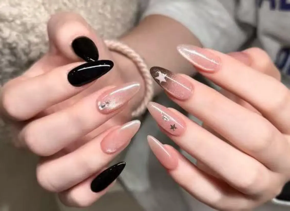 ネイル ハンドネイル H3 Nail シロのネイルデザイン
