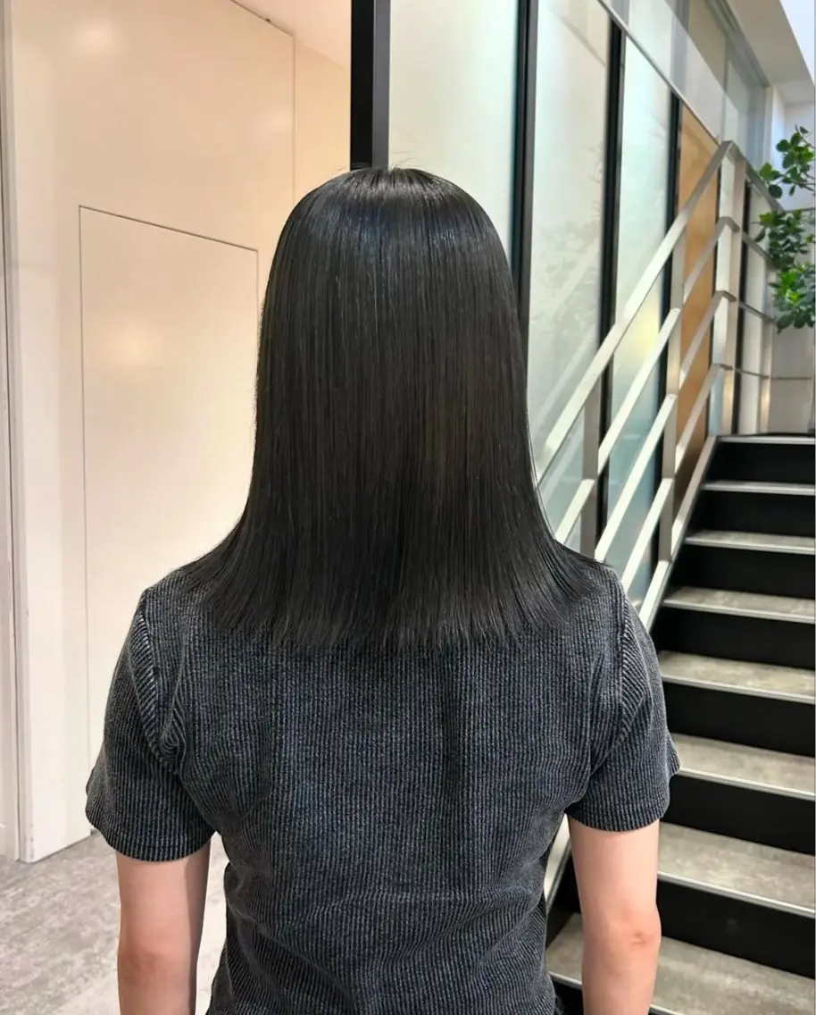 セミロング カラー パーマ ヘアアレンジ キッズ グレージュ オリーブカラー オリーブグレージュ オリーブグレー カット ヘアカラー stylist 🌸 kana.のヘアスタイル