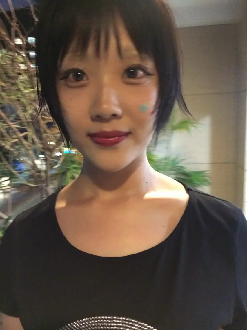 ショート ショートレイヤー レイヤーカット オン眉 ショートヘア ﾃﾞｻﾞｲﾝｶﾗｰ /ﾕｳﾀﾏﾝ👽のヘアスタイル