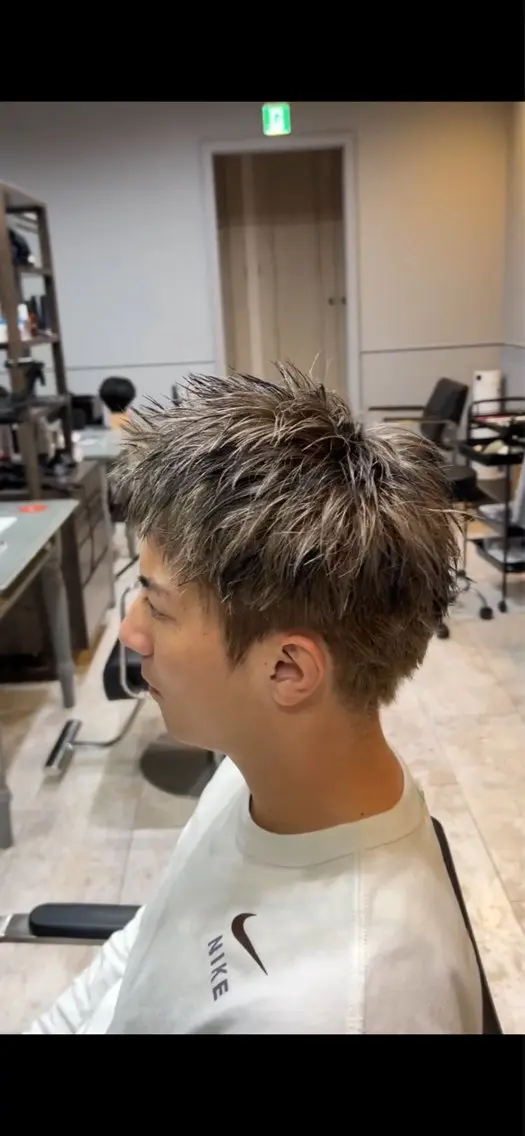 ショート カラー ブリーチ ハイトーンカラー ヘアカラー メンズ/新潟/万代/ 鬼海祐介🌟のヘアスタイル