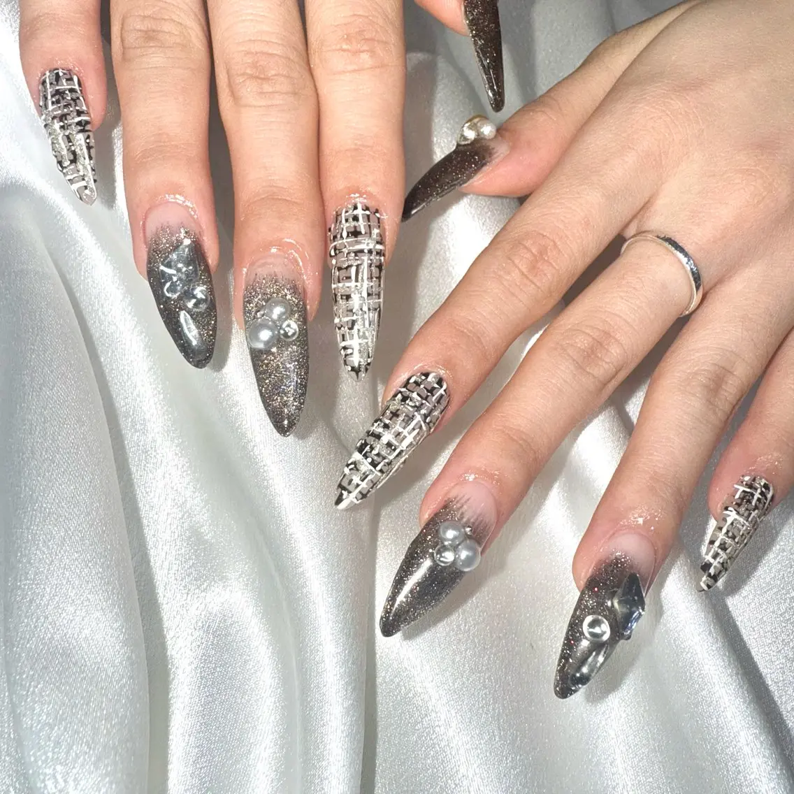ネイル ツイードネイル ハンドネイル ★Rinail... .のネイルデザイン