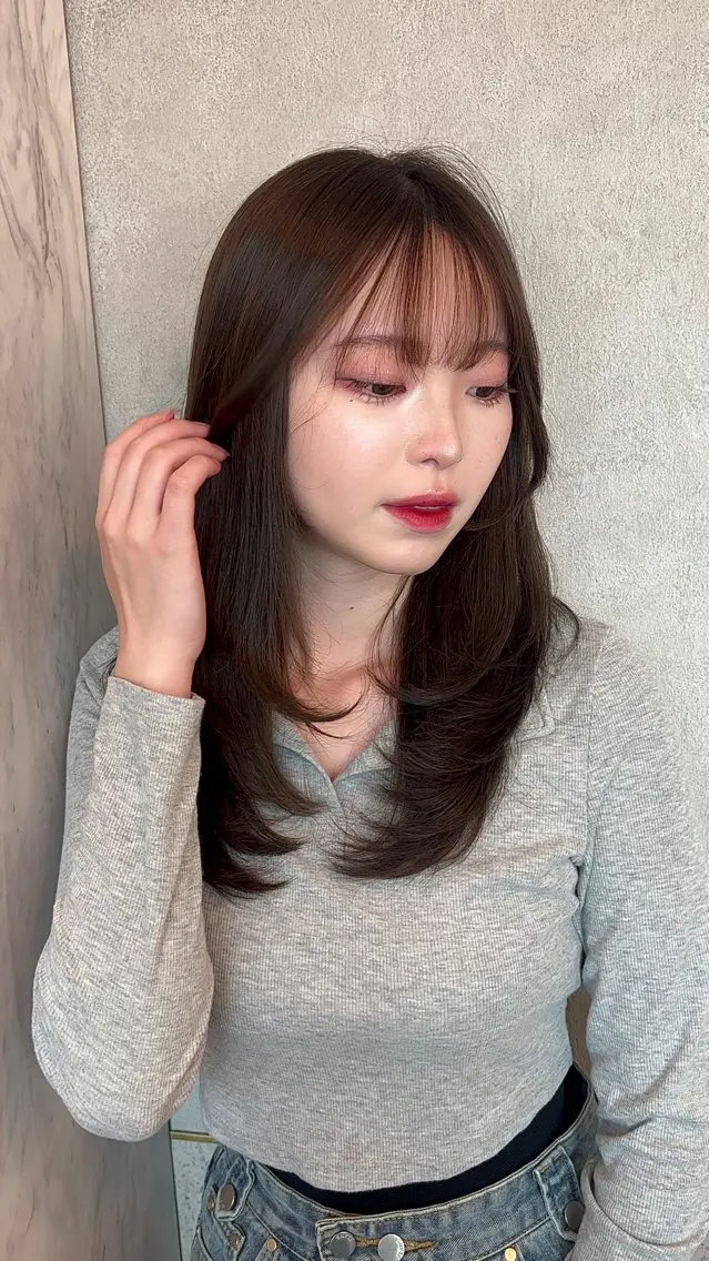 セミロング レイヤーカット カット ヘアカラー トリートメント 🎀しゅな/韓国 レイヤー/透明感♡のヘアスタイル