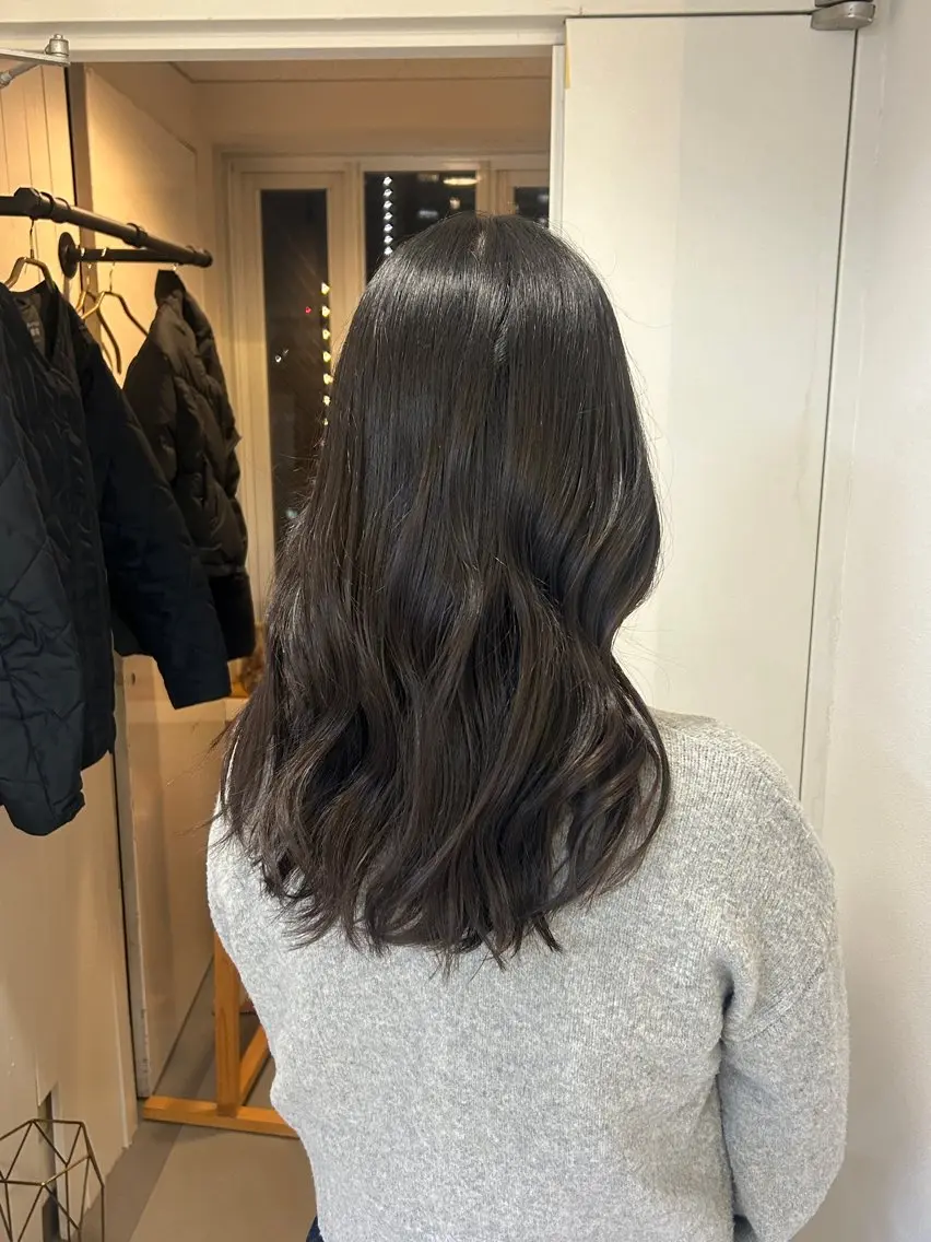 セミロング UNBIRTHDAY ゆづみのヘアスタイル