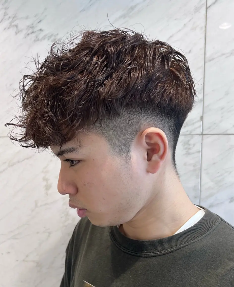 ショート メンズ メンズパーマ スペインカール カット パーマ ベイリコルド　アトリ 店長　宮城一真のヘアスタイル