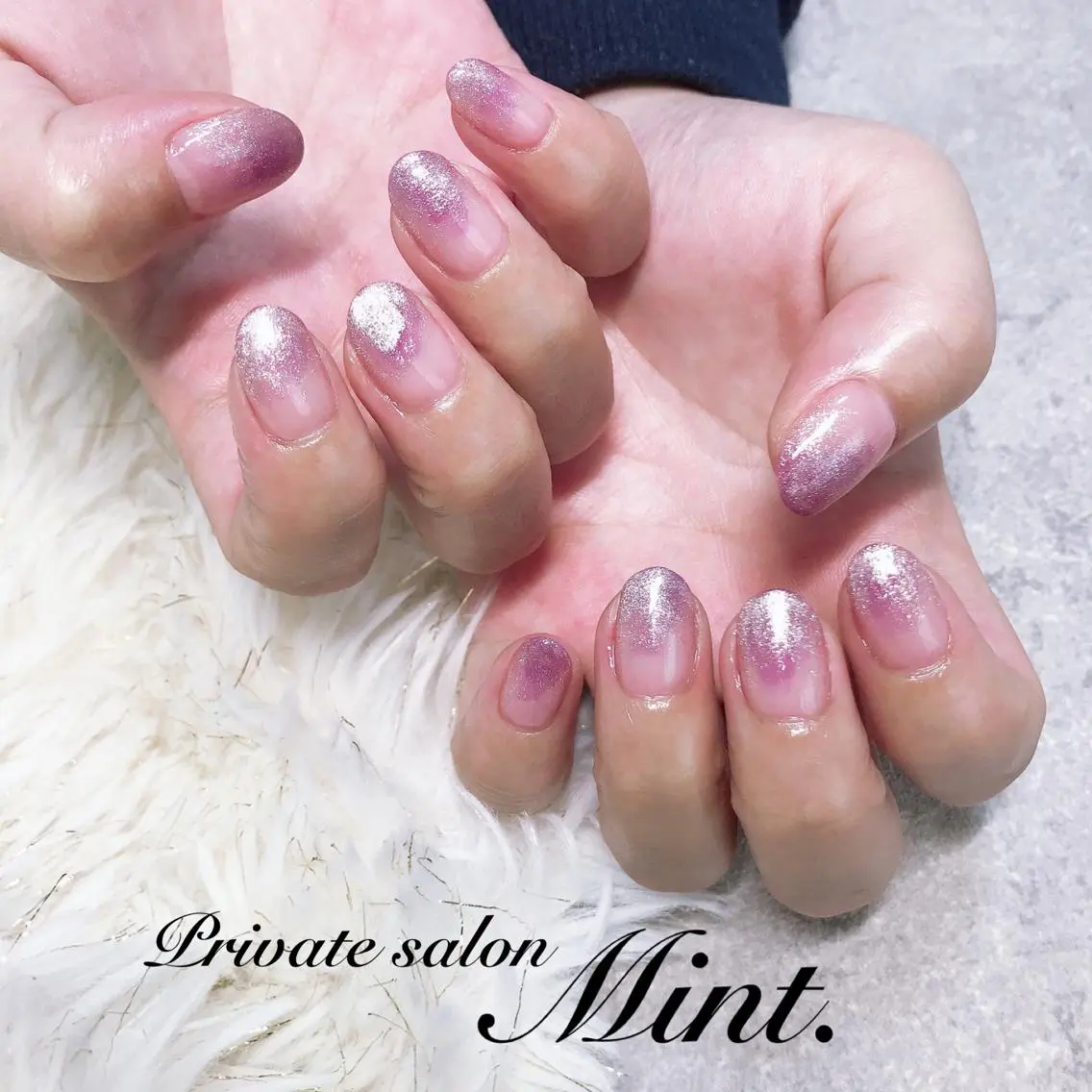 ショート ネイル ジェルネイル グラデーション マグネットネイル ハンドネイル Mint. nailのネイルデザイン