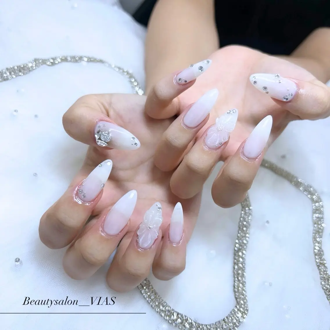 ネイル ハンドネイル VIAS 〜EYE&NAIL〜のマツエク・マツパデザイン