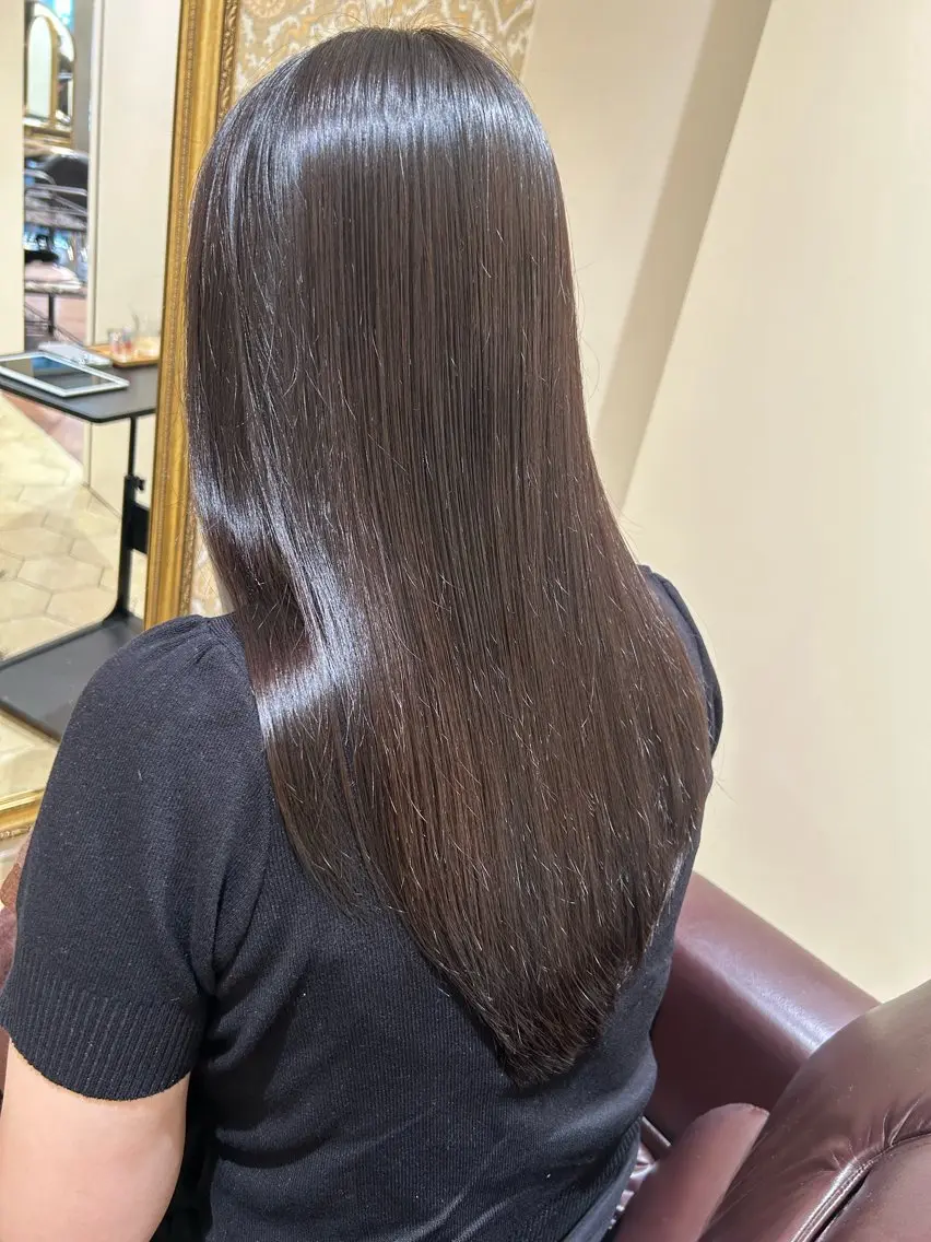 ロング カラー アッシュ トリートメント カット ヘアカラー 佐川 絢のヘアスタイル