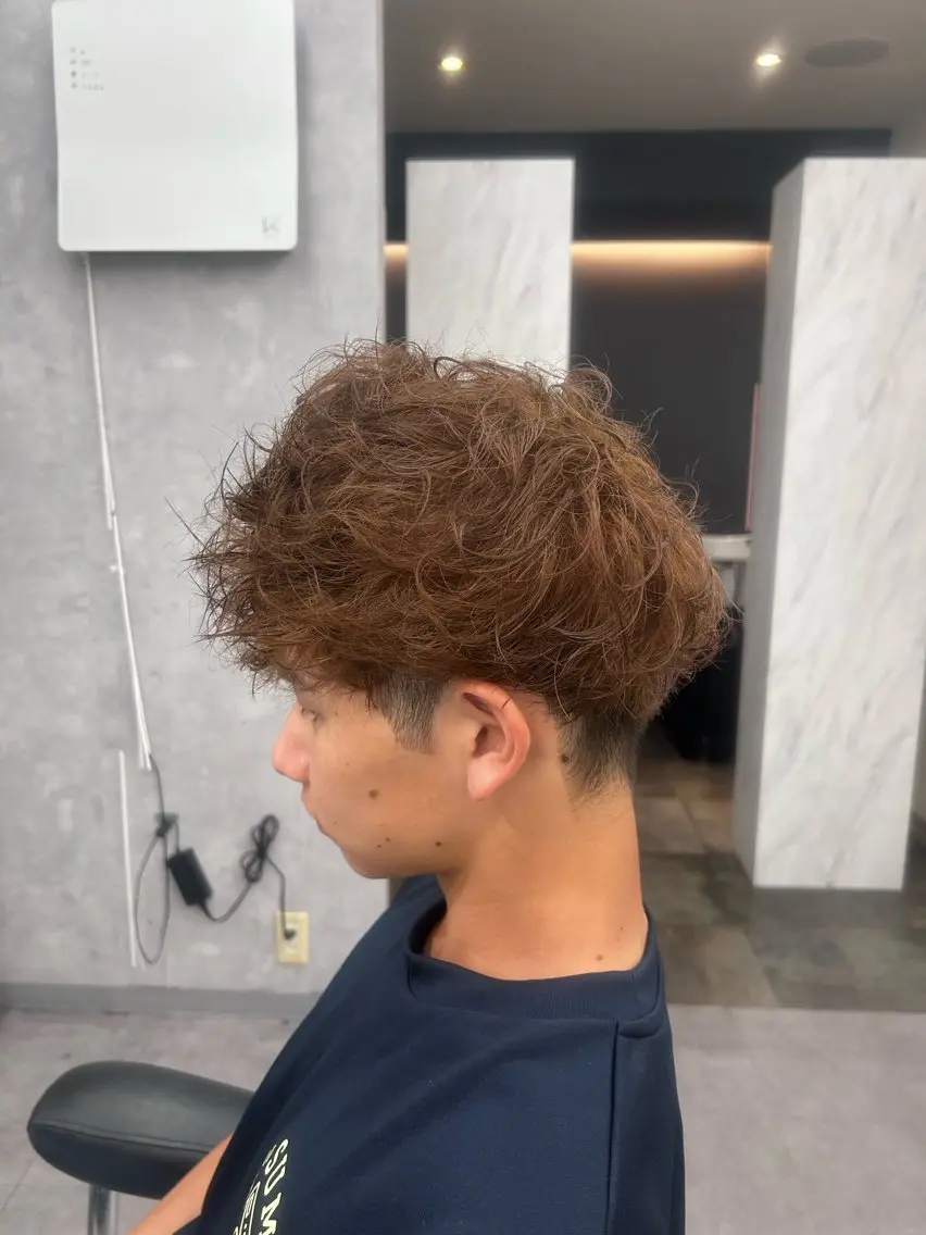【メンズヘアの最先端】スペインカール ¥7900の写真