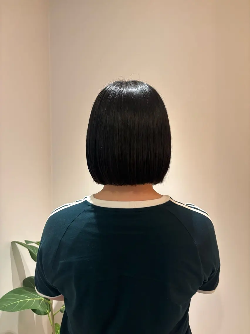 ショート ボブ 縮毛矯正 安田 佳純歩のヘアスタイル