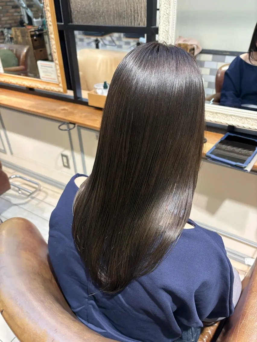 ロング ヘアカラー トリートメント SUZUKI AIRIのヘアスタイル