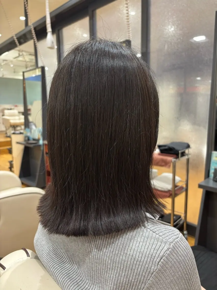 ミディアム 切りっぱなしボブ ボブ ササキ アズミのヘアスタイル