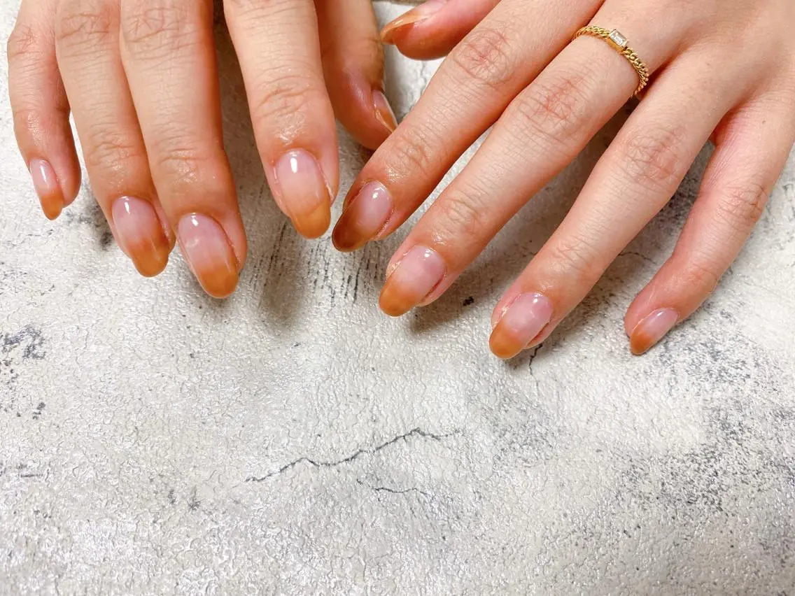 ネイル ブラウン mogunail &blowのネイルデザイン