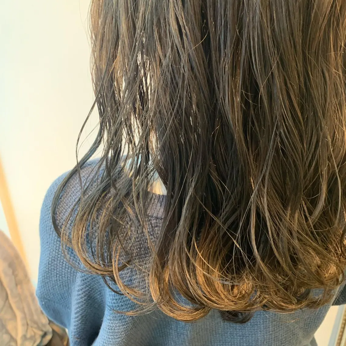 セミロング カラー ヘアアレンジ シルバー 山崎 澪 レイヤーカット/大宮のヘアスタイル