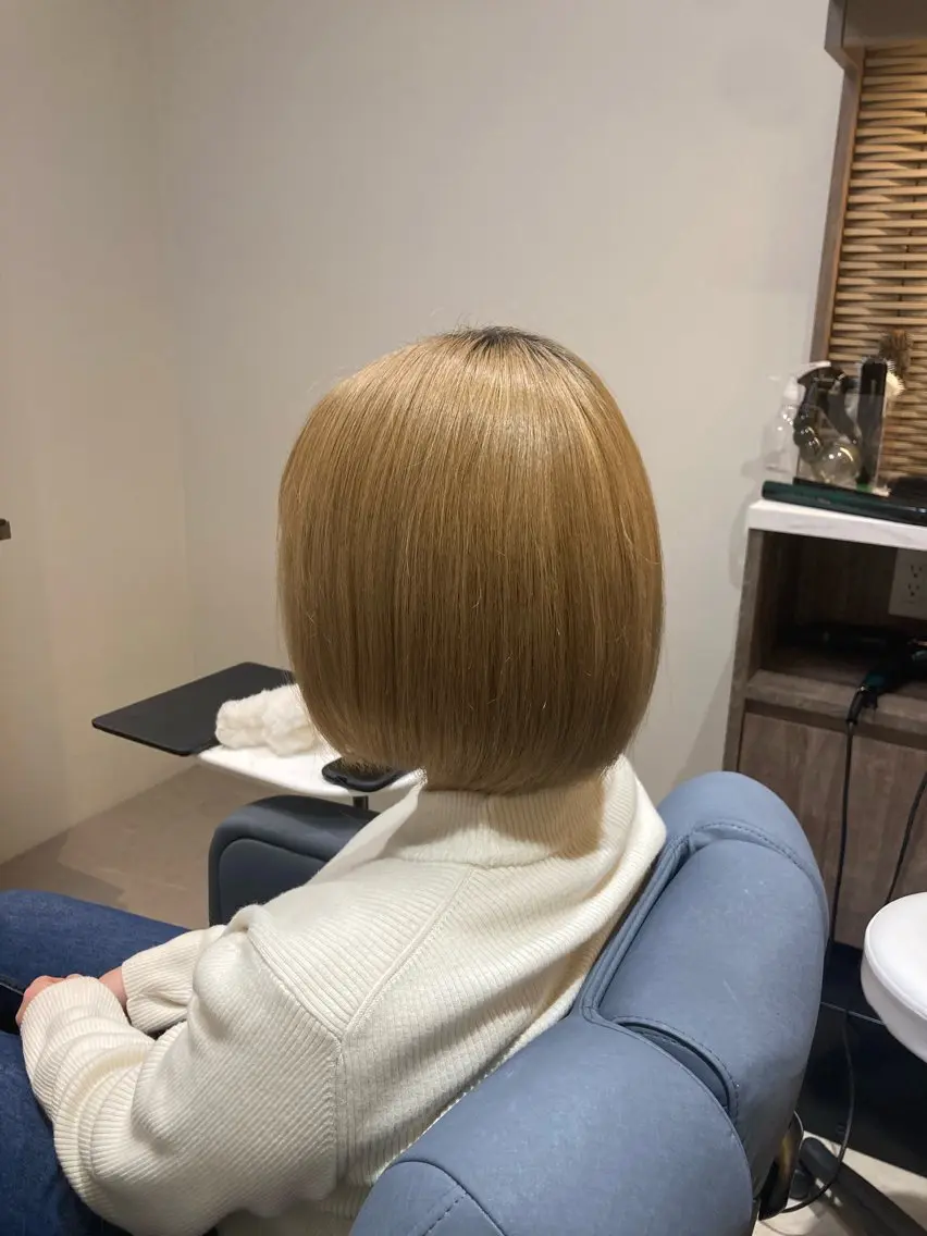 ミディアム ボブ ピンクカラー🎀 米津 美佑のヘアスタイル