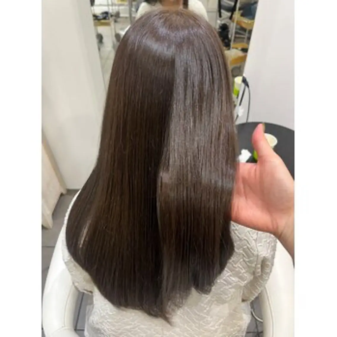 カラー ブリーチ ヘアカラー トリートメント 荒井 祐輝のヘアスタイル