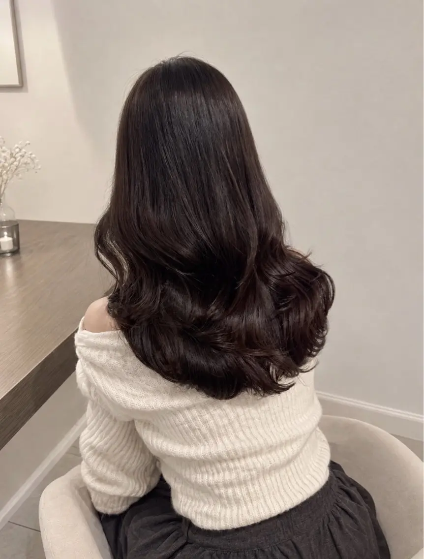 セミロング カラー 透明感カラー 髪質改善 ヘアカラー ゆいな/明るめカラー /艶カラー/髪質改善のヘアスタイル