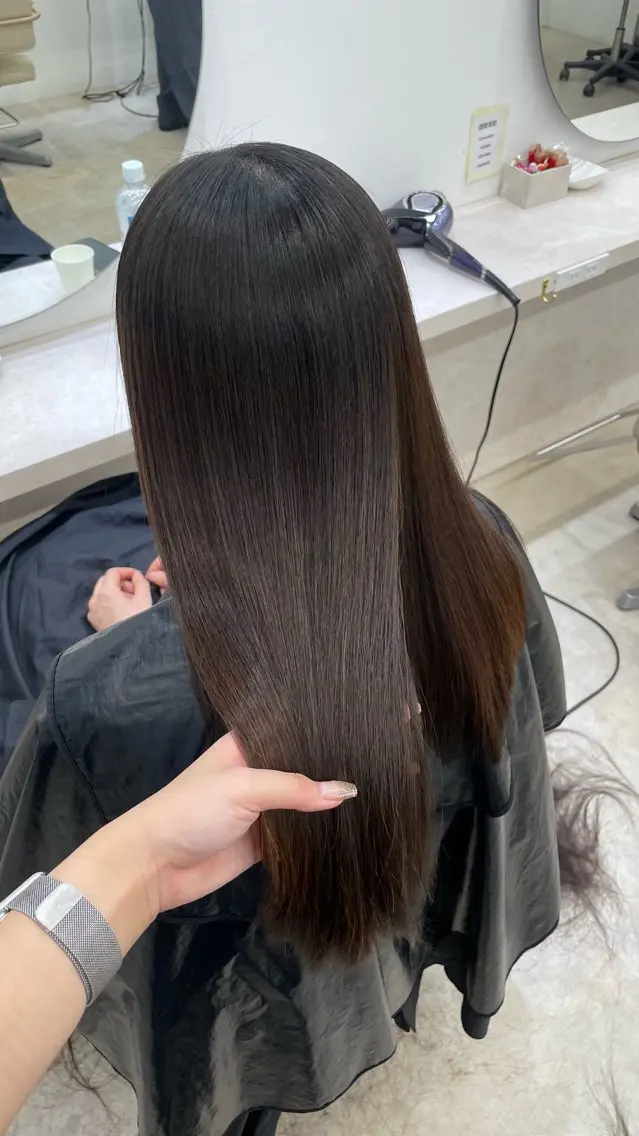 ロング カラー パーマ カット 縮毛矯正 トリートメント 酸性縮毛矯正 梅田茶屋町 Juriのヘアスタイル