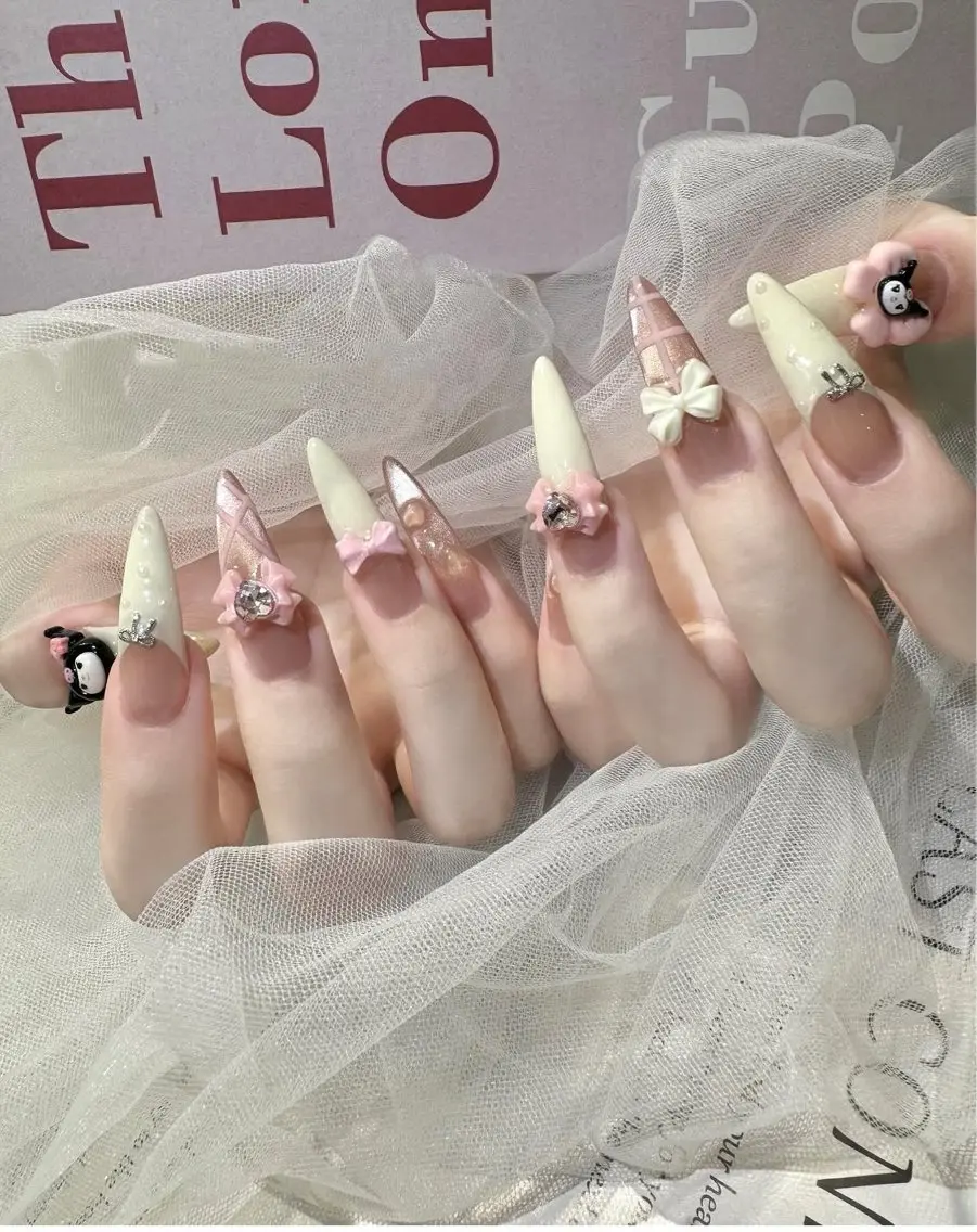 ネイル ハンドネイル Rina Mika Nailsのネイルデザイン