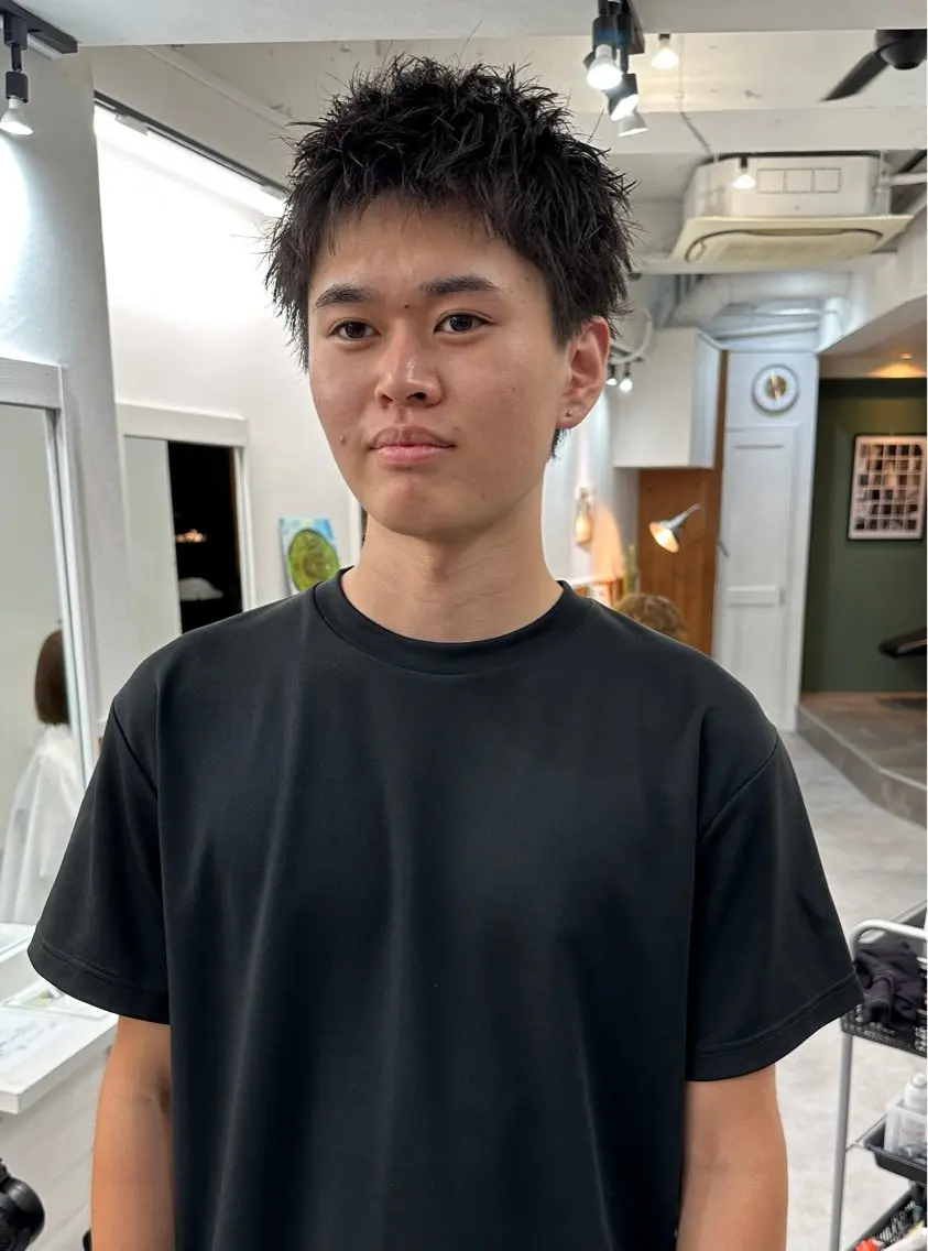 ショート メンズ グランジヘア 無造作ヘアHYUGAのヘアスタイル