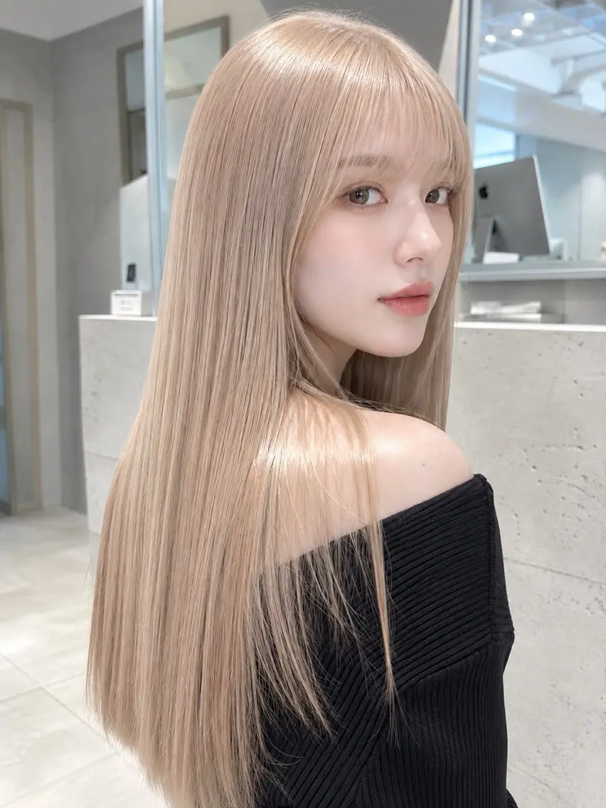セミロング カラー ヘアアレンジ ヘアカラー トリートメント ヘアセット 金子 廉のヘアスタイル