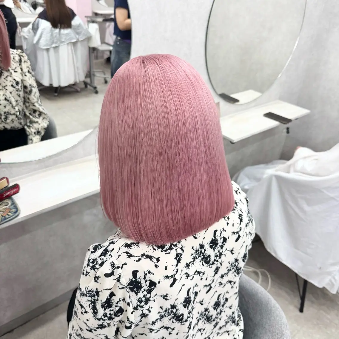 カラー ブリーチ ヘアカラー トリートメント ヘアセット ピンク率90%🎀× ブリーチ小川新大のヘアスタイル