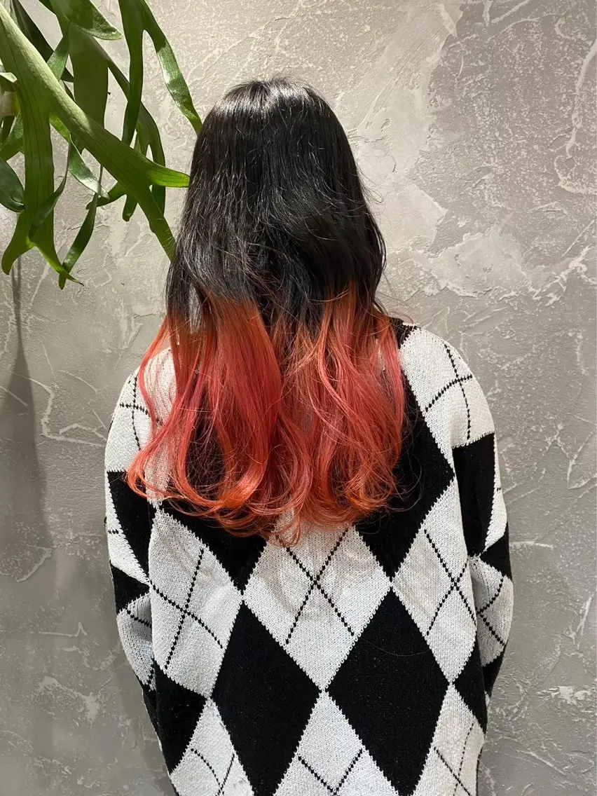 ロング カラー ブリーチ 石井 大空のヘアスタイル