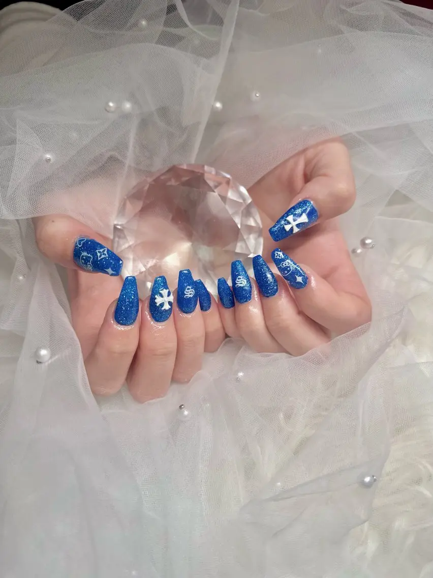 ネイル ブルー ラメ(グリッター) JillNails Niinaのネイルデザイン