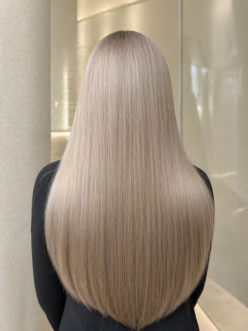 ロング カラー ハイトーン Arphyのヘアスタイル
