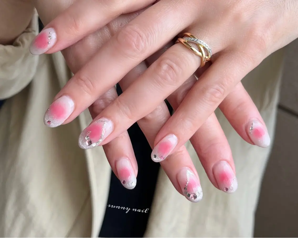 ネイル チークネイル ジェルネイル ハート パラジェル sunny nailのネイルデザイン