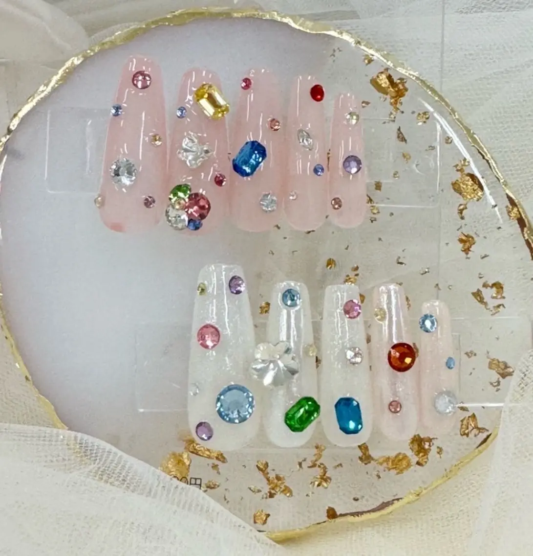 ネイル アートネイル フットネイル フレンチネイル ジェルネイル ガラスフレンチ Queeens nailのネイルデザイン