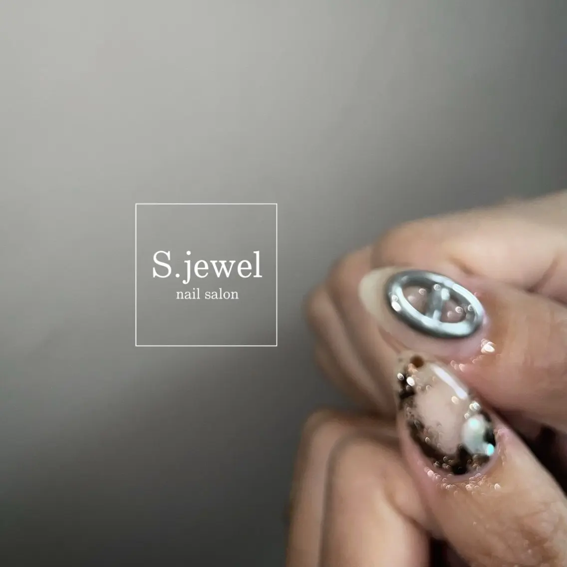 ネイル S. JEWELのネイルデザイン