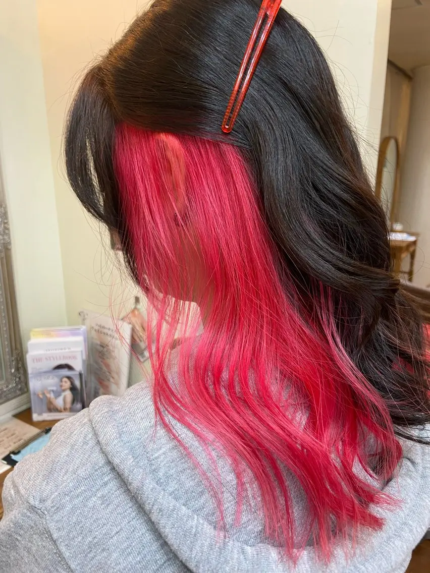 ‪✂︎‬骨格カット➕ワンポイントインナーカラー🪼ᩚの写真