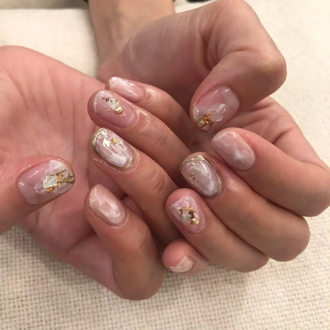 ネイル ニュアンスネイル ホワイト 🎀AYAKO 🎀中韓ネイルのネイルデザイン