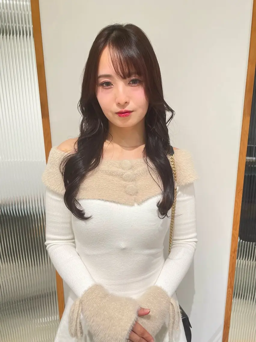 ロング カットパーマモデル 山中 遥のヘアスタイル