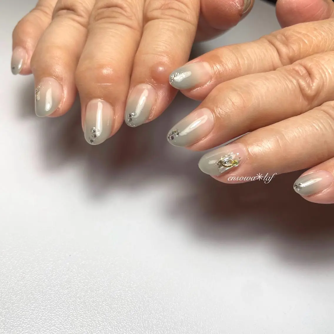 ネイル シンプルネイル ストーンネイル ensowa✱laf NAILのネイルデザイン