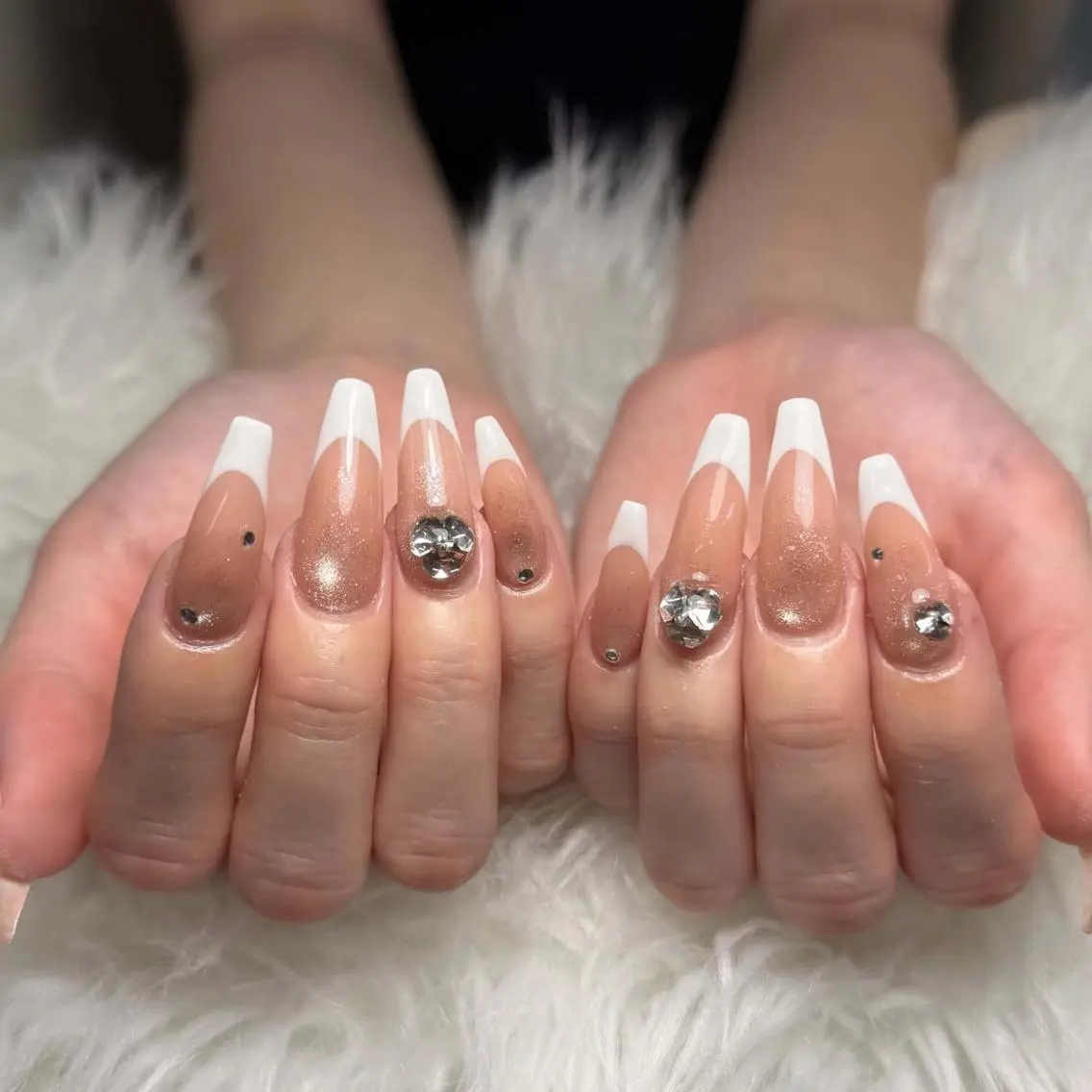 ネイル アートネイル チークネイル ドット フットネイル フレンチネイル ハンドネイル Mika Nails 心斎橋のネイルデザイン