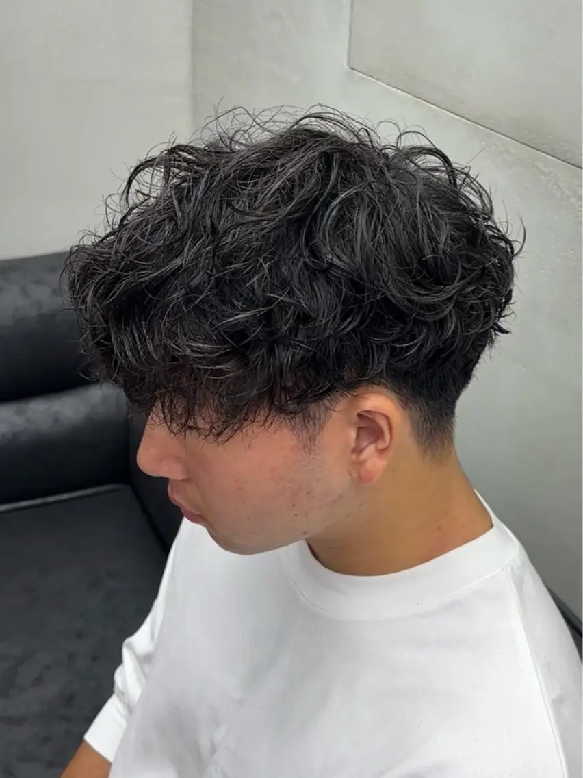ミディアム カット パーマ メンズ特化LIBER 山口あこのヘアスタイル